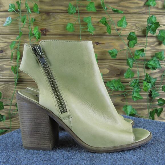 Steve Madden Women Terraa Peep Toe Beige Leather Pump 10 Medium Gently Used 2025 - Picture 4 of 9